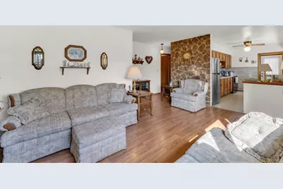3538  Republic Ave, Racine, WI 53405 - Photo 7