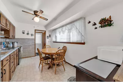 3538  Republic Ave, Racine, WI 53405 - Photo 9