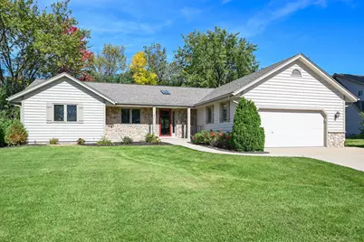 N52W14406  Thornhill Dr, Menomonee Falls, WI 53051 - Photo 1