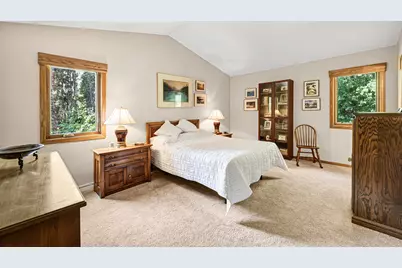N52W14406  Thornhill Dr, Menomonee Falls, WI 53051 - Photo 17