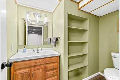 3841 S Sunny Ridge Ln, New Berlin, WI 53151 - Photo 21