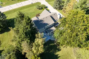 1481 River's Edge Pkwy, Oconomowoc, WI 53066 - Photo 33