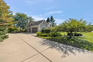1481 River's Edge Pkwy, Oconomowoc, WI 53066 - Photo 31