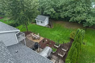 7244 S Dover Hill Ct, Franklin, WI 53132 - Photo 43