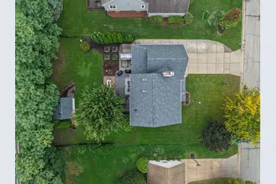 7244 S Dover Hill Ct, Franklin, WI 53132 - Photo 45