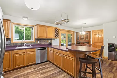 7244 S Dover Hill Ct, Franklin, WI 53132 - Photo 23