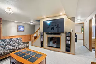 7244 S Dover Hill Ct, Franklin, WI 53132 - Photo 25