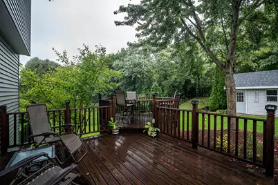 7244 S Dover Hill Ct, Franklin, WI 53132 - Photo 35