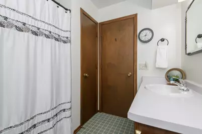 2601  Pendleton Pl, Waukesha, WI 53188 - Photo 25