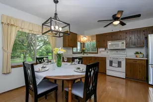 2601 Pendleton Pl, Waukesha, WI 53188 - Photo 13