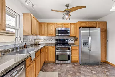 1020  Coronada Dr, Racine, WI 53402 - Photo 13