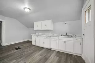 5622 N 36th St, Milwaukee, WI 53209 - Photo 17