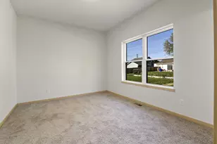 4923 37th Ave, Kenosha, WI 53144 - Photo 7
