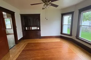 829 14th Ave, Racine, WI 53182 - Photo 9