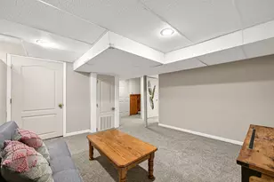 2610 N 75th St, Wauwatosa, WI 53213 - Photo 27