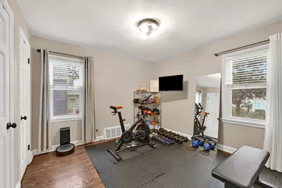 2610 N 75th St, Wauwatosa, WI 53213 - Photo 19