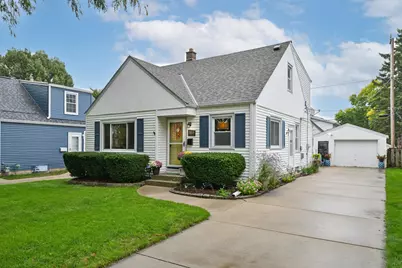 2610 N 75th St, Wauwatosa, WI 53213 - Photo 35