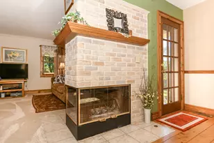 S86W30445 Stonegate Dr, Mukwonago, WI 53149 - Photo 5