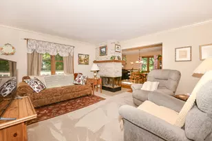 S86W30445 Stonegate Dr, Mukwonago, WI 53149 - Photo 5