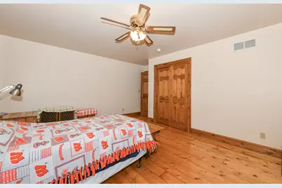 S86W30445  Stonegate Dr, Mukwonago, WI 53149 - Photo 43