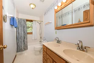 S86W30445 Stonegate Dr, Mukwonago, WI 53149 - Photo 21