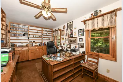 S86W30445  Stonegate Dr, Mukwonago, WI 53149 - Photo 15