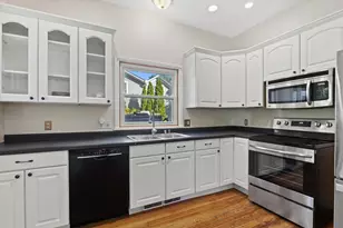 326 S Silver Lake St, Oconomowoc, WI 53066 - Photo 17