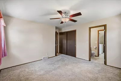 12605 W Wilbur Dr, New Berlin, WI 53151 - Photo 21