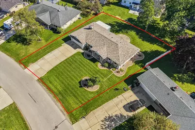 12605 W Wilbur Dr, New Berlin, WI 53151 - Photo 35