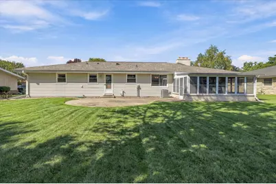 12605 W Wilbur Dr, New Berlin, WI 53151 - Photo 33