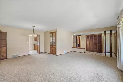 12605 W Wilbur Dr, New Berlin, WI 53151 - Photo 3