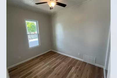 2043  Clark St, Racine, WI 53403 - Photo 15