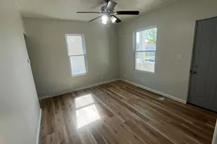 2043 Clark St, Racine, WI 53403 - Photo 9
