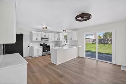 8101  62nd Ave, Kenosha, WI 53142 - Photo 11
