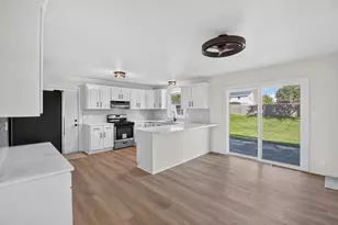 8101 62nd Ave, Kenosha, WI 53142 - Photo 11