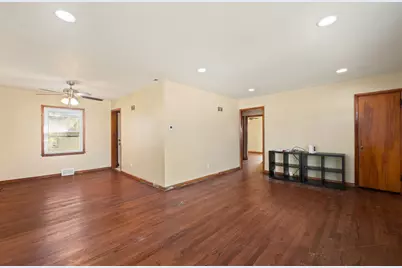 5070 N 20th St, Milwaukee, WI 53209 - Photo 3