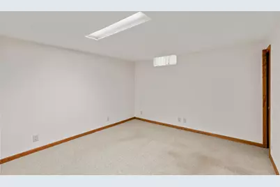 5503 W Silverleaf Ln, Brown Deer, WI 53223 - Photo 21