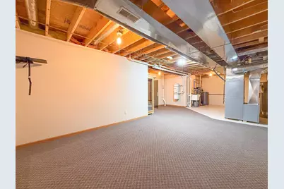 N21W24303 E Parkway Meadow Cir #B, Pewaukee, WI 53072 - Photo 37