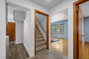9020 W Vincent Pl, West Allis, WI 53214 - Photo 15