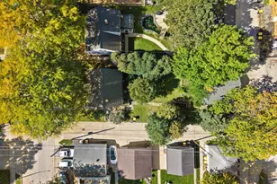 9020 W Vincent Pl, West Allis, WI 53214 - Photo 35