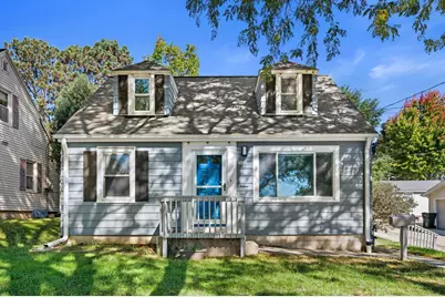 9020 W Vincent Pl, West Allis, WI 53214 - Photo 1