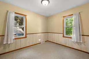 9020 W Vincent Pl, West Allis, WI 53214 - Photo 13