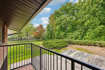 8560 W Waterford Ave #1, Greenfield, WI 53228 - Photo 21