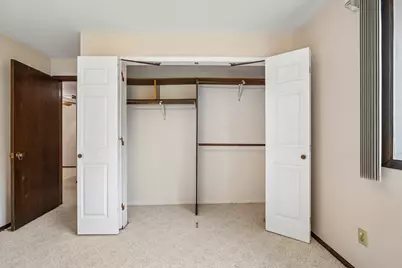 8560 W Waterford Ave #1, Greenfield, WI 53228 - Photo 13