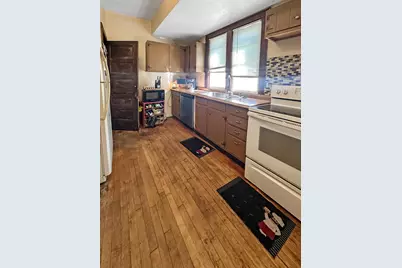1907  14th St, La Crosse, WI 54601 - Photo 7