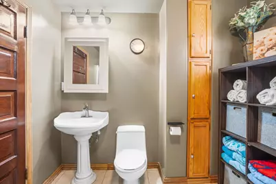 400 W Market St, Burlington, WI 53105 - Photo 17