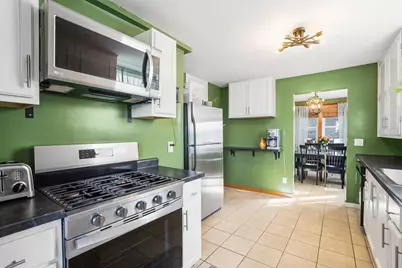 400 W Market St, Burlington, WI 53105 - Photo 5
