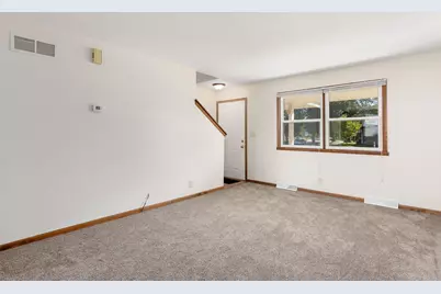 2700  Albany Ct #2702, Waukesha, WI 53188 - Photo 3