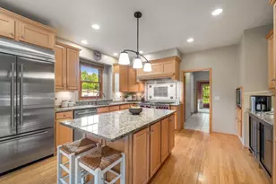 11235 N Westwood Circle, Mequon, WI 53097 - Photo 11