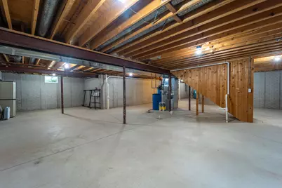 11235 N Westwood Cir, Mequon, WI 53097 - Photo 37